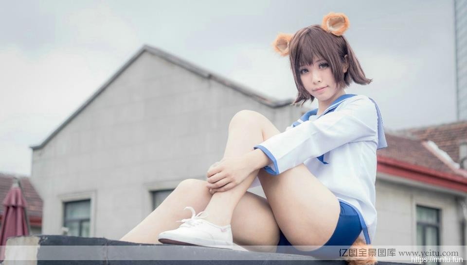 可爱狐狸学生妹cosplay的图片cosplay