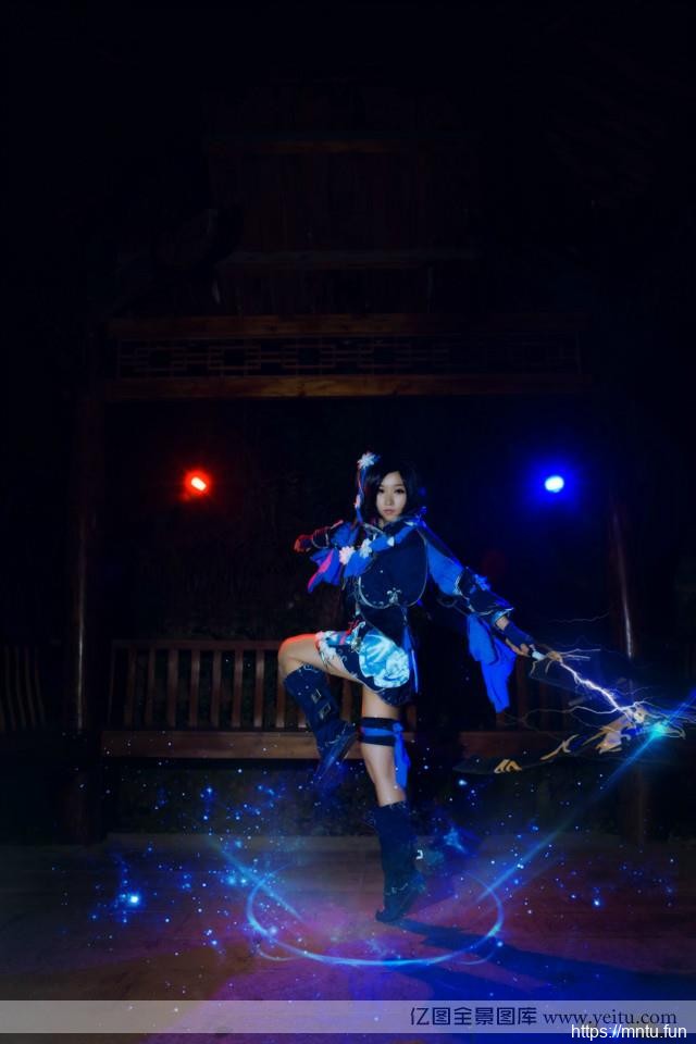美风如画 气场少女英vrcosplayx气cosplay