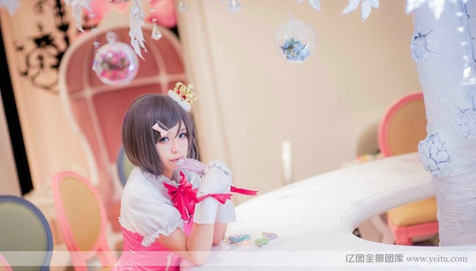 白皙可人粉嫩萝莉cospcosplay秀lay