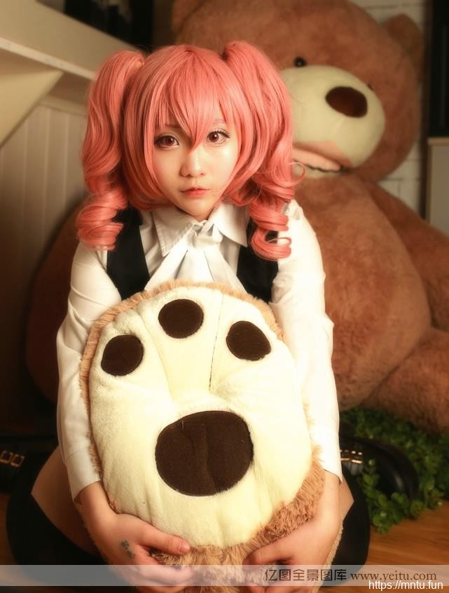 粉嫩真人cosplay可爱萌妹子cosplay室内拍摄