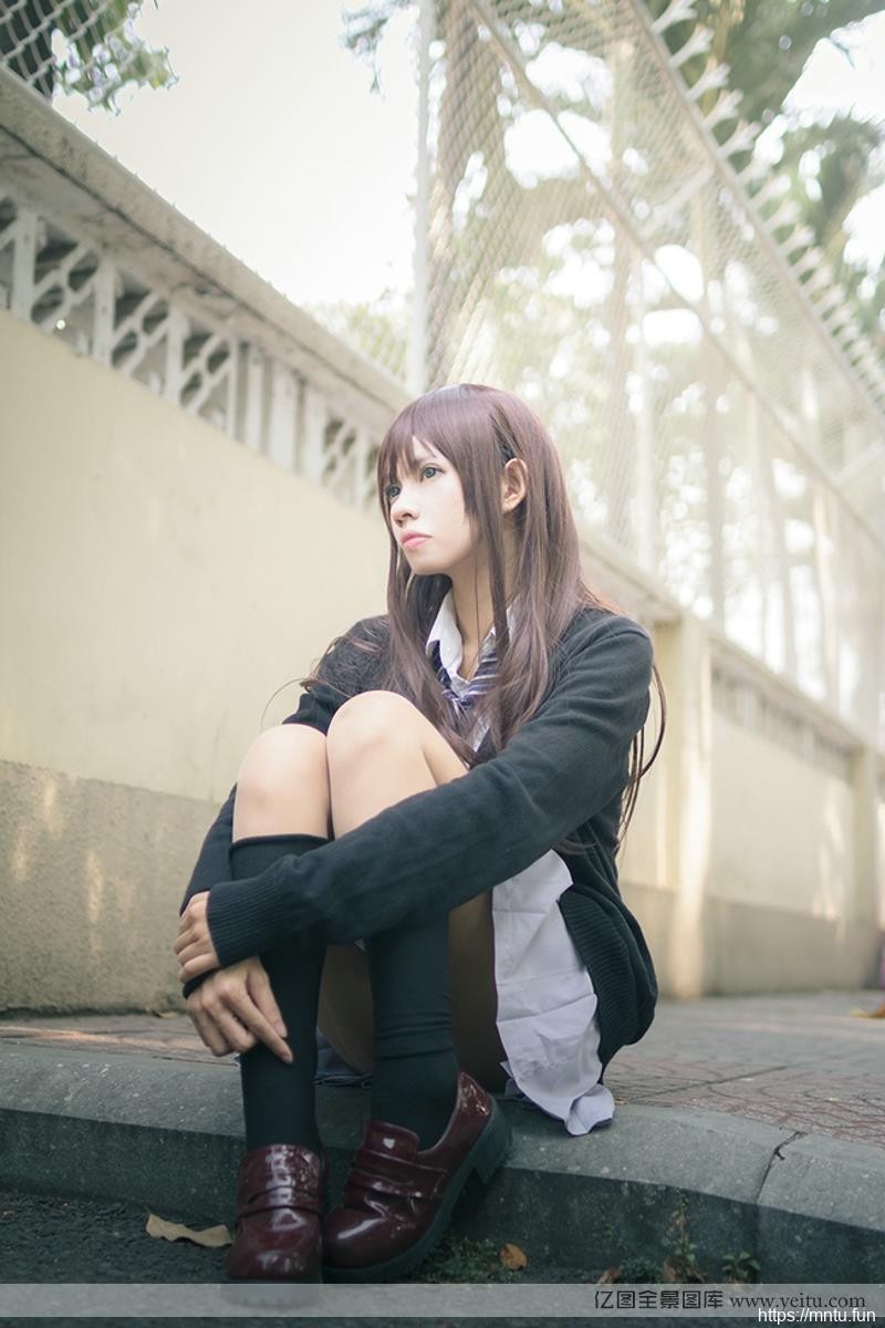 灰姑娘女cosplay网站孩涉谷凛cosplay