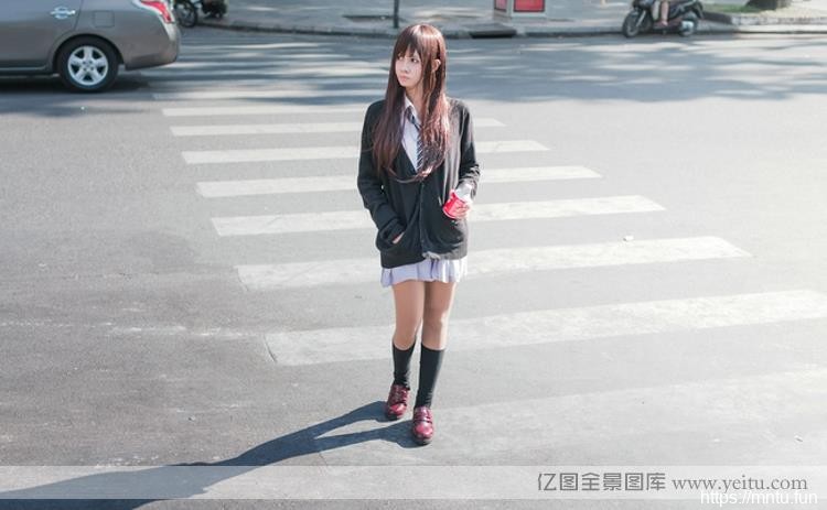 灰姑娘女cosplay网站孩涉谷凛cosplay