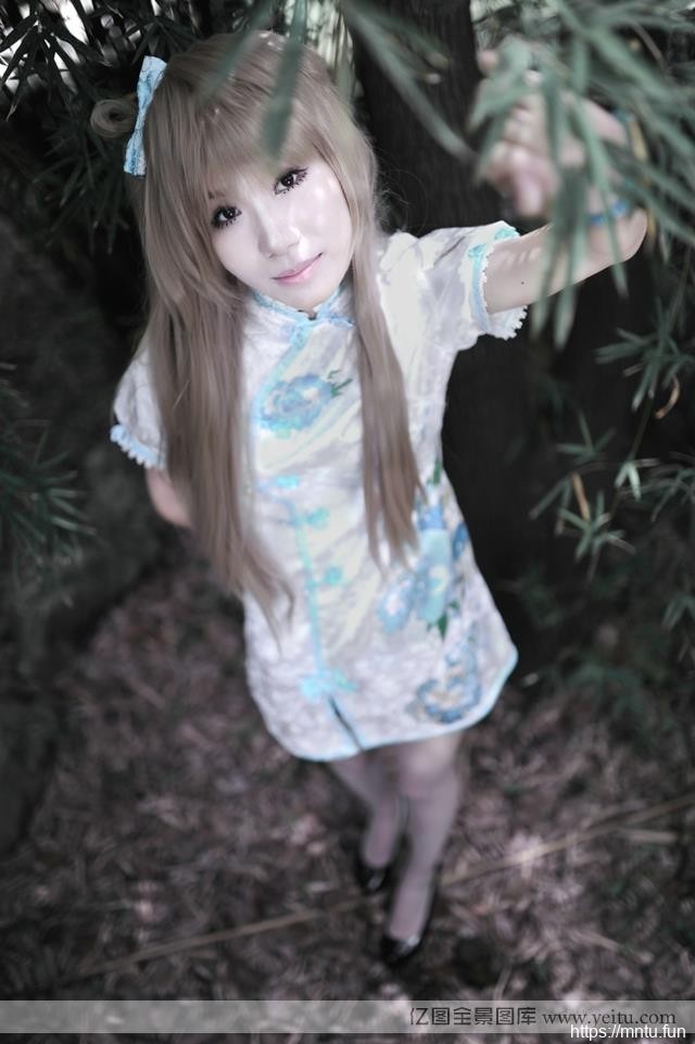 Locosplay工口ve Live南小鸟性感旗袍美腿Cosplay