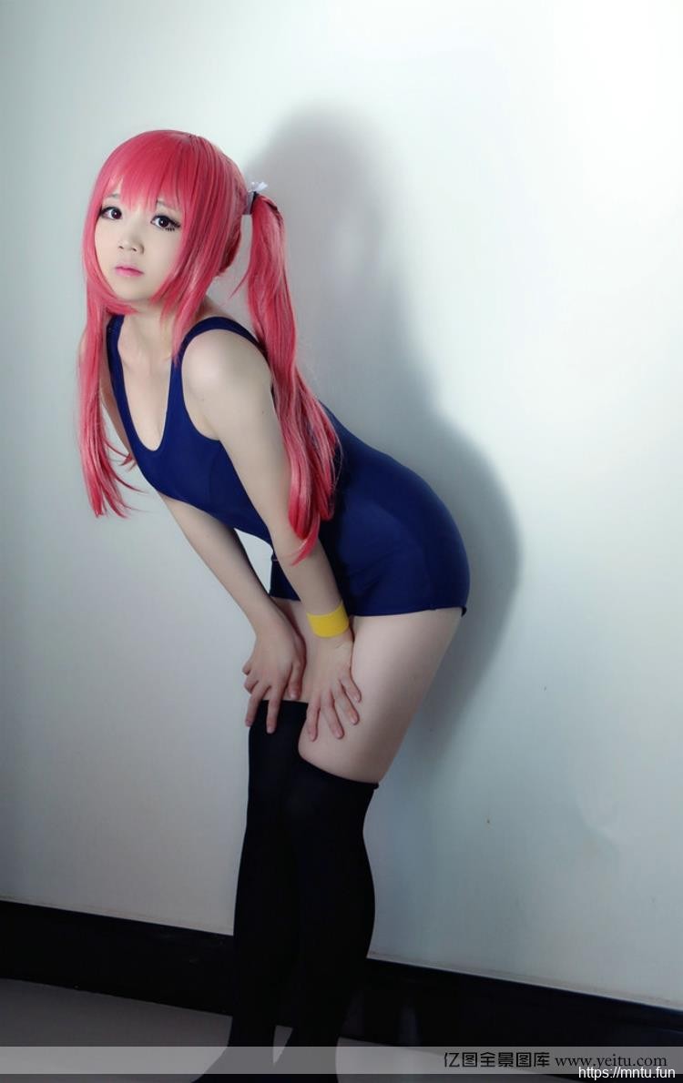 连体泳衣清纯少cosplay真人女cosplay性感迷人