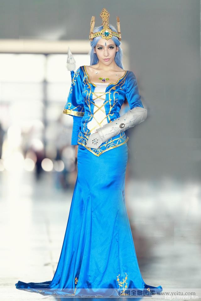 气质冷艳美女艾希Ice c同人cosplayosplay寒冰射手