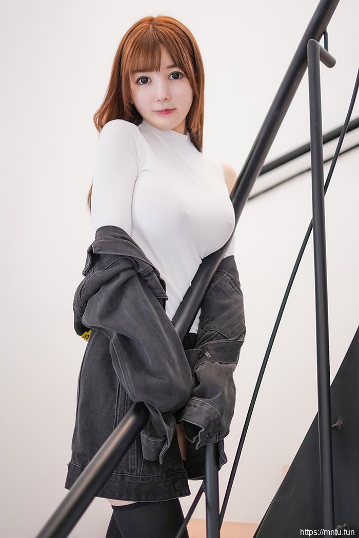 巨乳迷妹UU酱嫩滑豪乳玉腿惹人爱