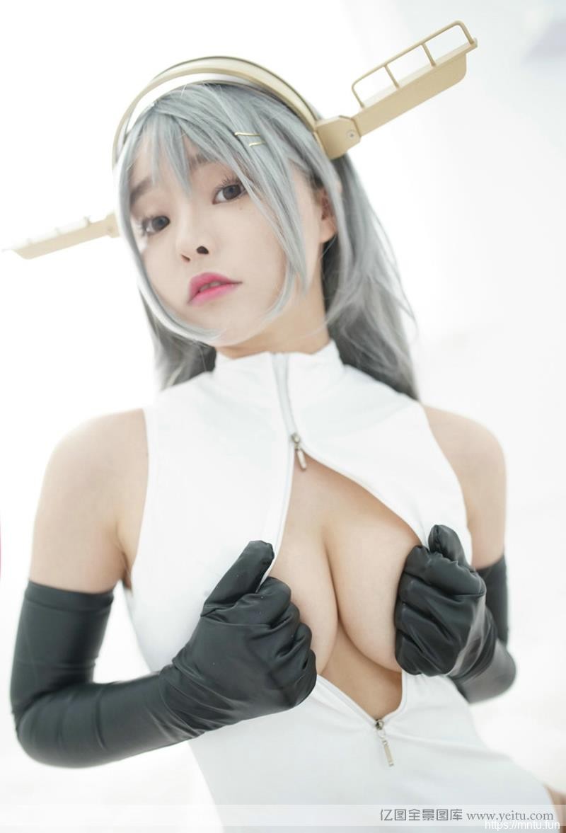 性感cosplay系列萌妹子大胆开胸泳衣cosplay舰娘