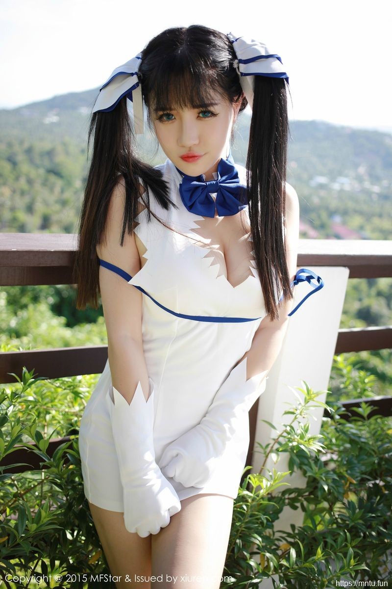 模范学院萌系美女徐cake童颜巨乳cospla完美cosplayy苏梅诱惑旅拍