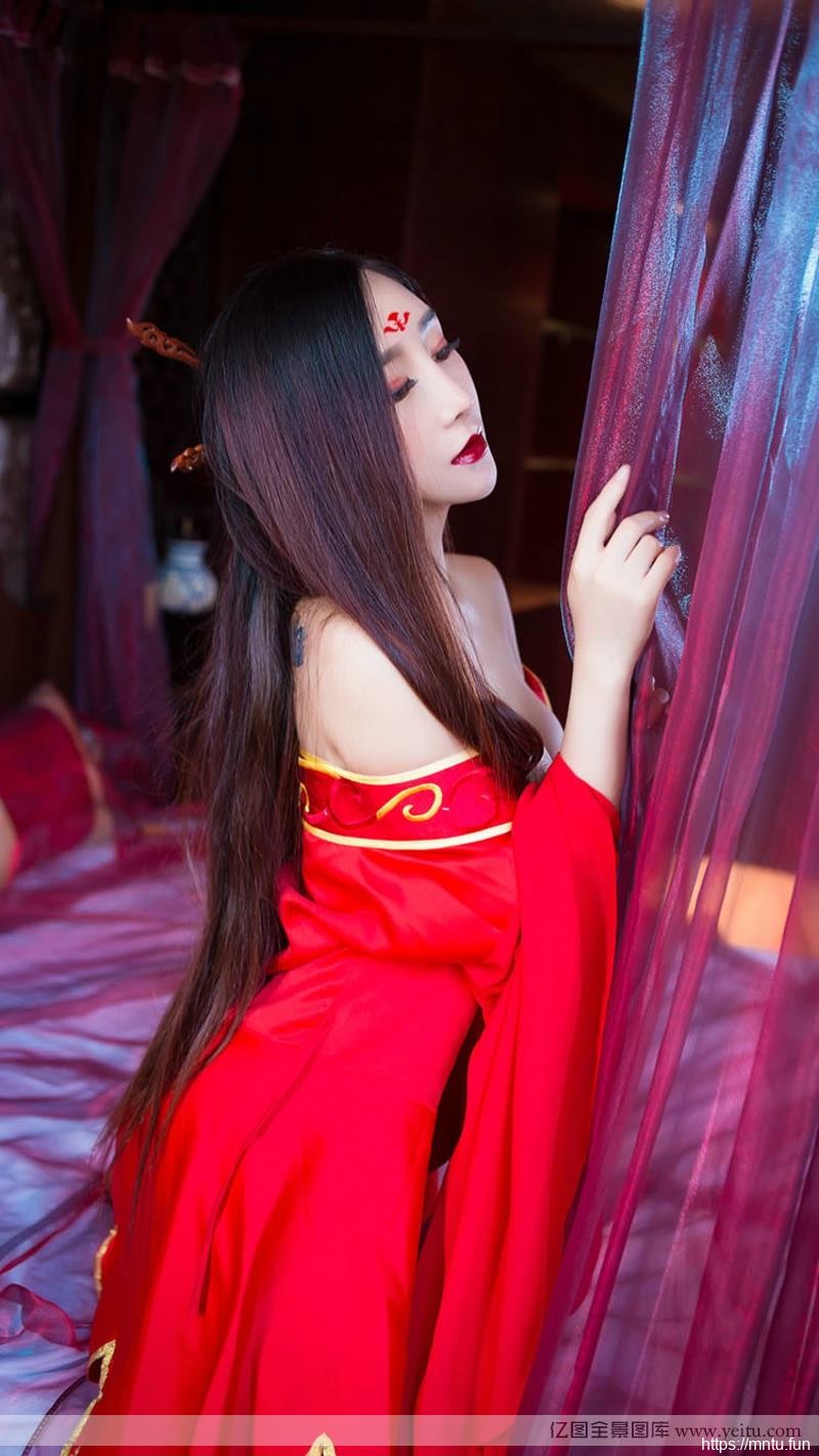 诱惑美女邹晶晶cosplcosplay制服ay花千骨