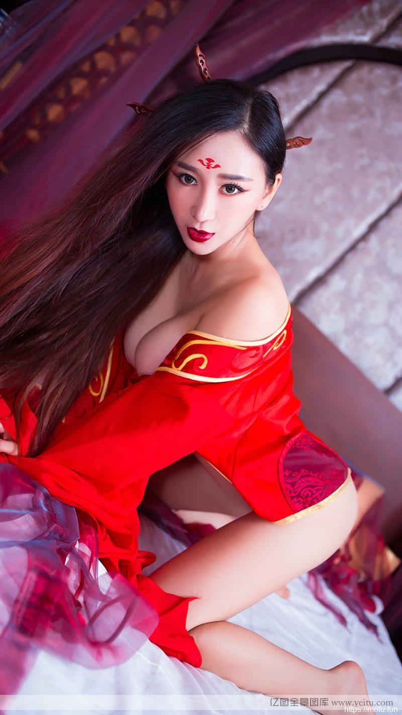 诱惑美女邹晶晶cosplcosplay制服ay花千骨