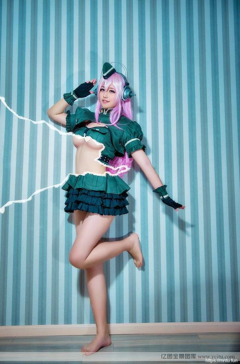 cosplay大尺度二次元美少女cosplay《索尼子撕衣》