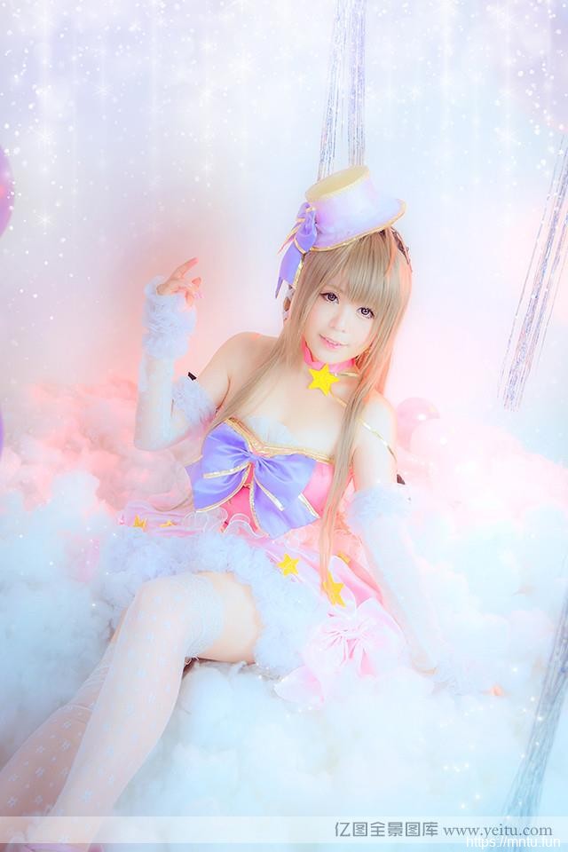 超卡哇伊童颜美眉的cosplay爆笑cosplay秀