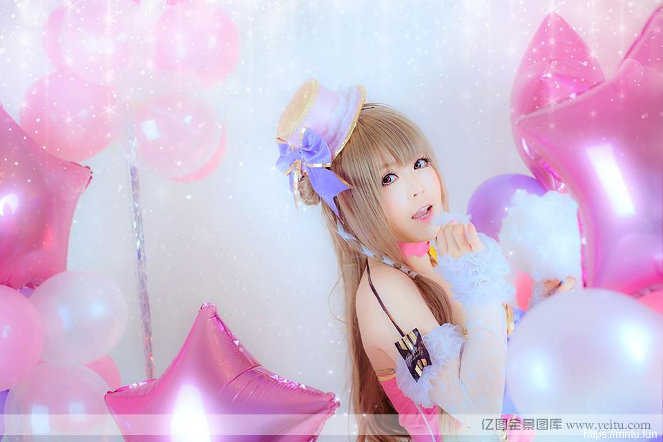 超卡哇伊童颜美眉的cosplay爆笑cosplay秀