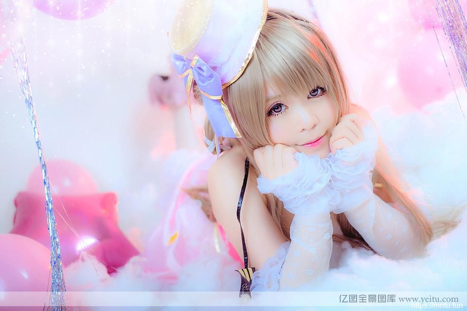 超卡哇伊童颜美眉的cosplay爆笑cosplay秀