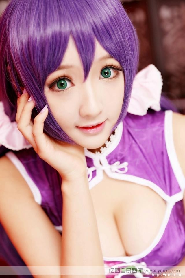 巨乳萝莉东条cosplay大全希旗袍COS照