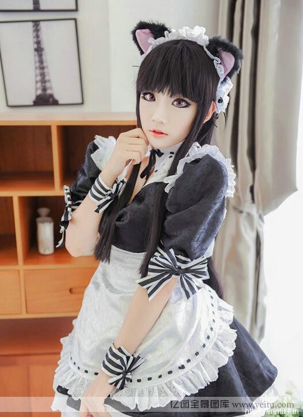 螺旋猫最新黑丝美腿女仆诱惑Ccosplay图片OS