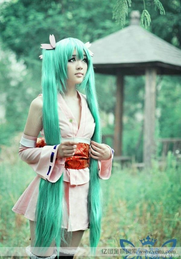 幻蓝版福利cosplay秀气真人版初音未来