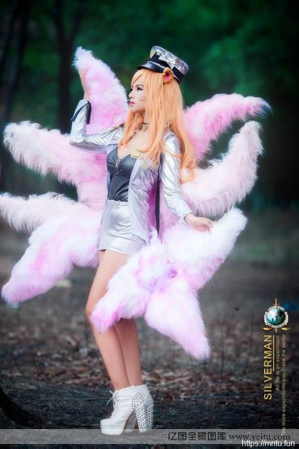 越南美女Mitu K重生之cosplayat人体诱惑Cosplay