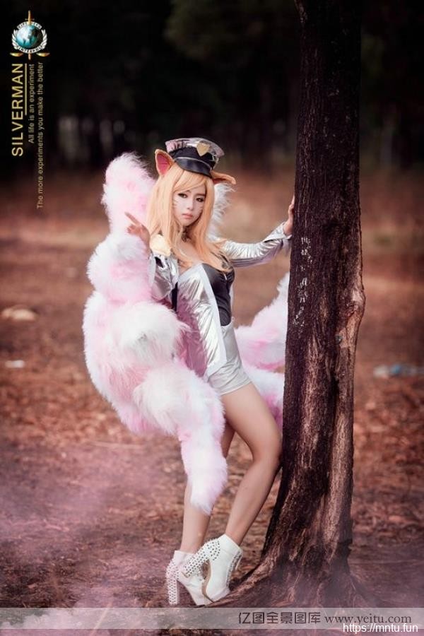 越南美女Mitu K重生之cosplayat人体诱惑Cosplay