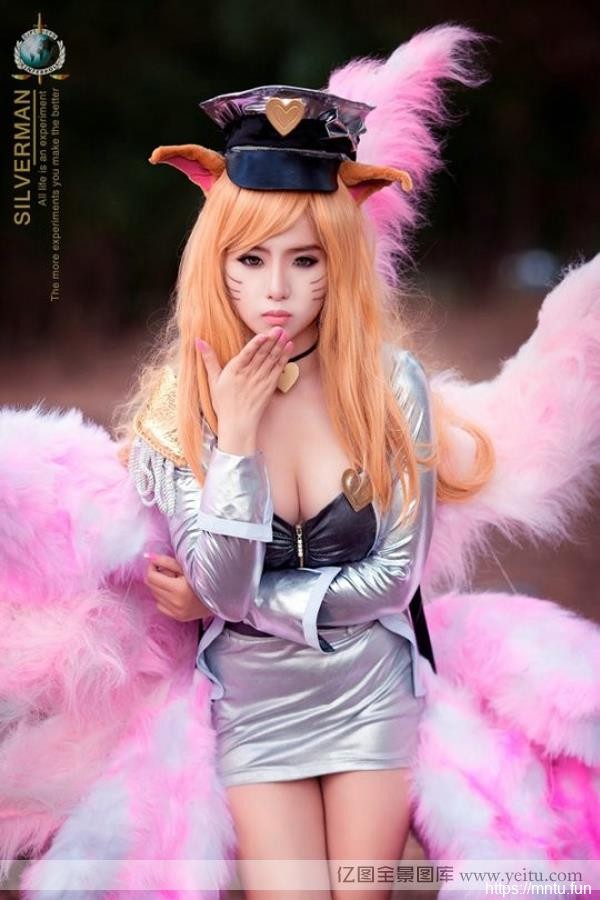 越南美女Mitu K重生之cosplayat人体诱惑Cosplay