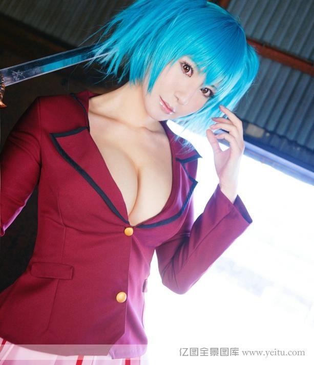 诱人童颜巨乳正妹Ccosplay的图片osplay秀