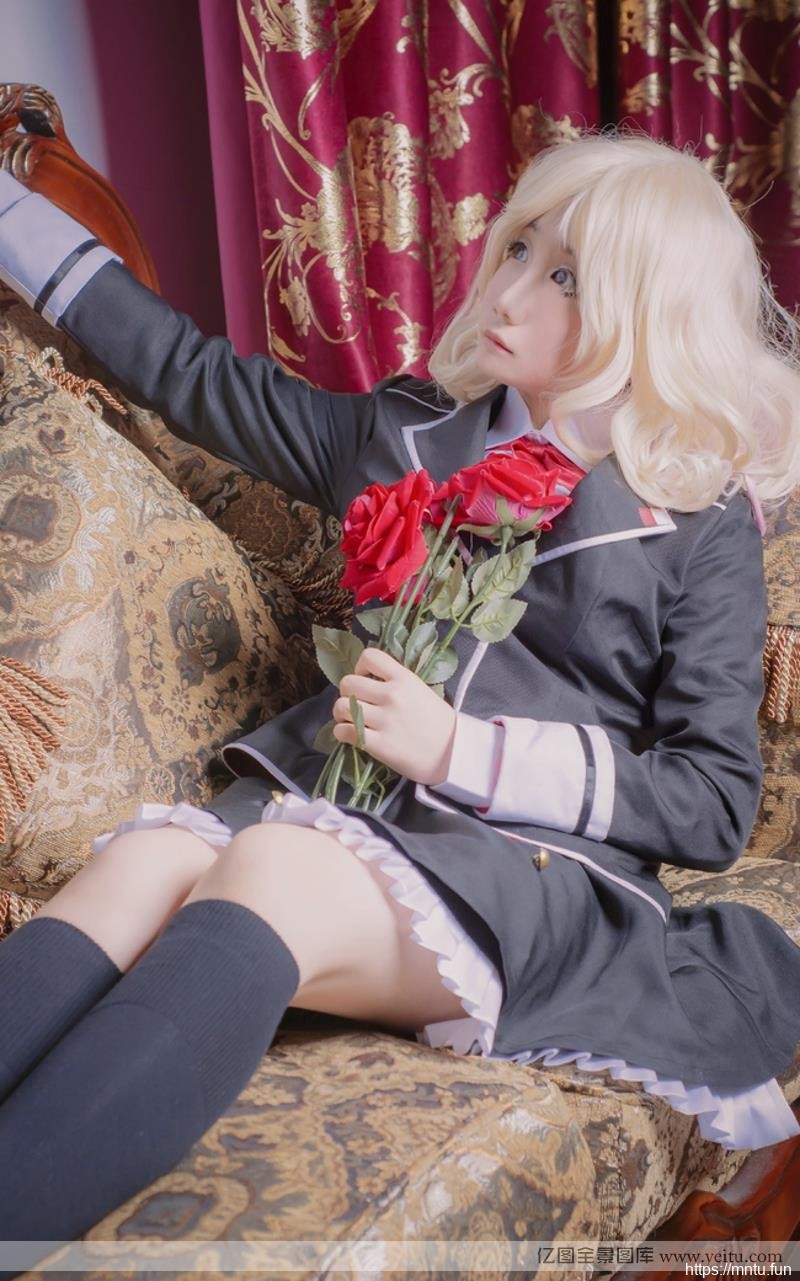 清纯娃娃脸cosplvrcosplayxay魔鬼恋人