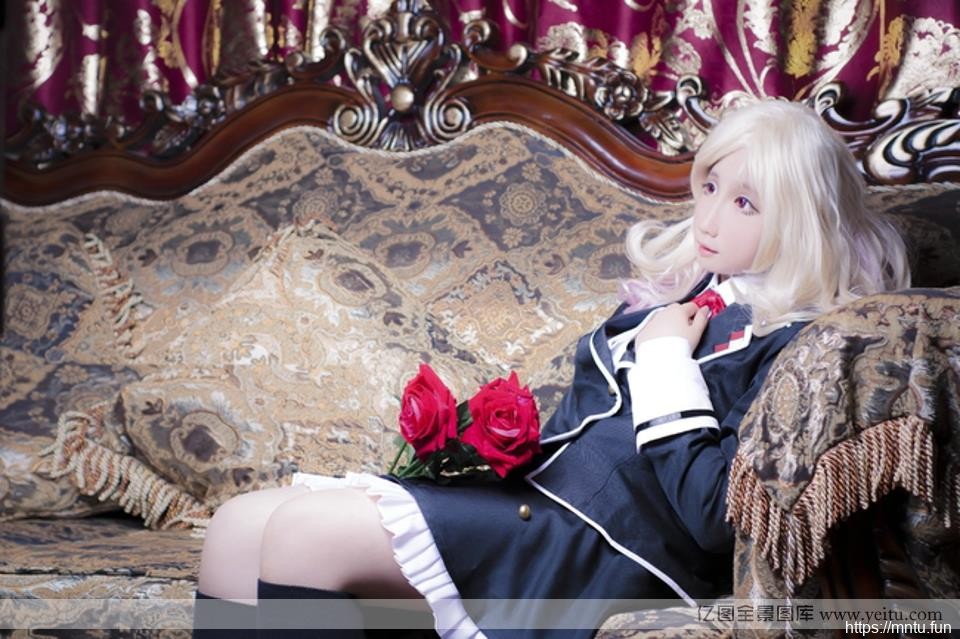 清纯娃娃脸cosplvrcosplayxay魔鬼恋人