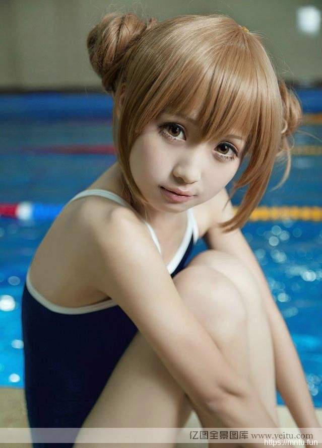 超萌妹子泳装高清coscosplay控play图片
