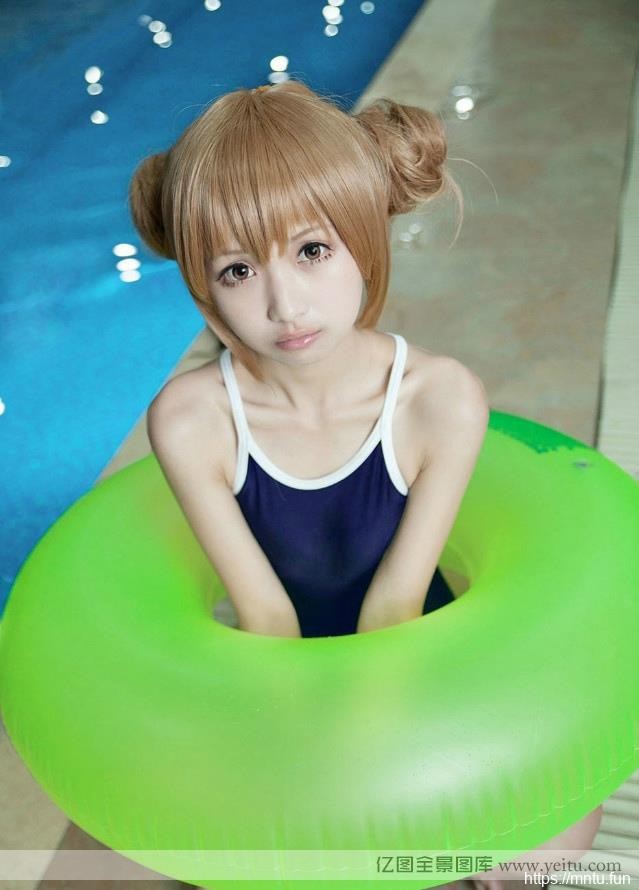 超萌妹子泳装高清coscosplay控play图片
