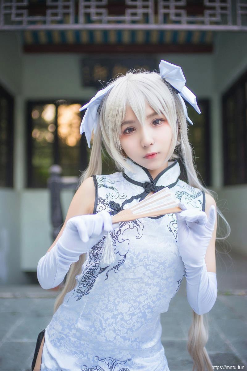 白丝旗袍美女尤物cos春日野穹福利写真图片