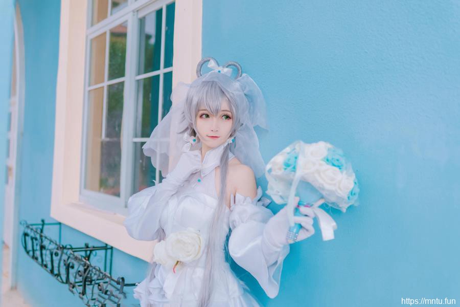 白丝美腿洛天依花嫁cosplay性感图片