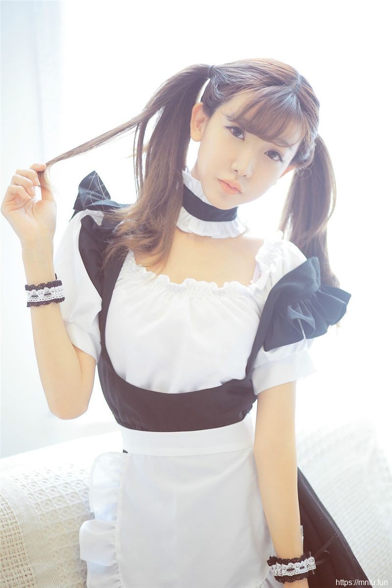 性感美女陈潇XiaoerCJ20cosplay美图15COS女仆装角色扮演绝色清纯美照