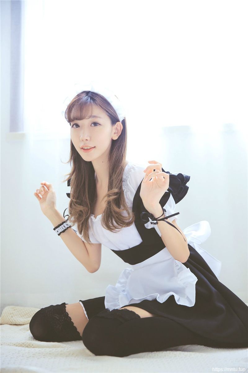 性感美女陈潇XiaoerCJ20cosplay美图15COS女仆装角色扮演绝色清纯美照