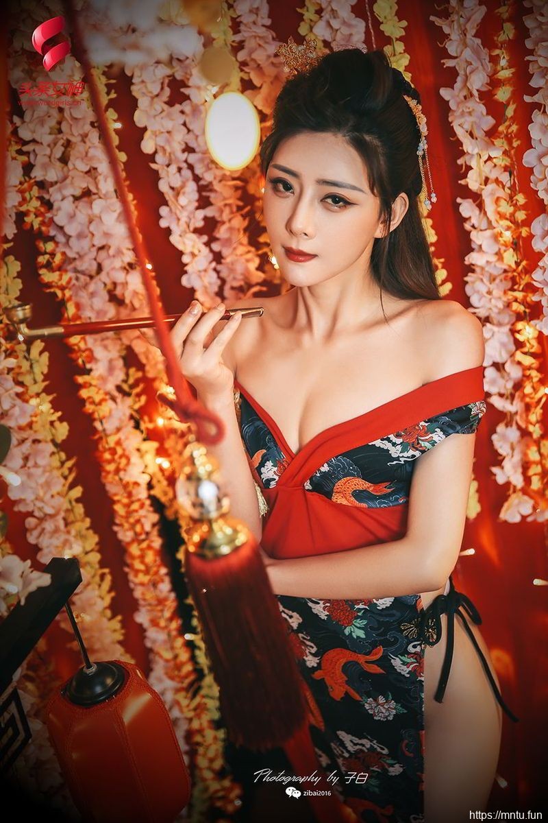 头条女神美女模女装cosplay特莫小希和服装扮修长美腿COS花魁写真