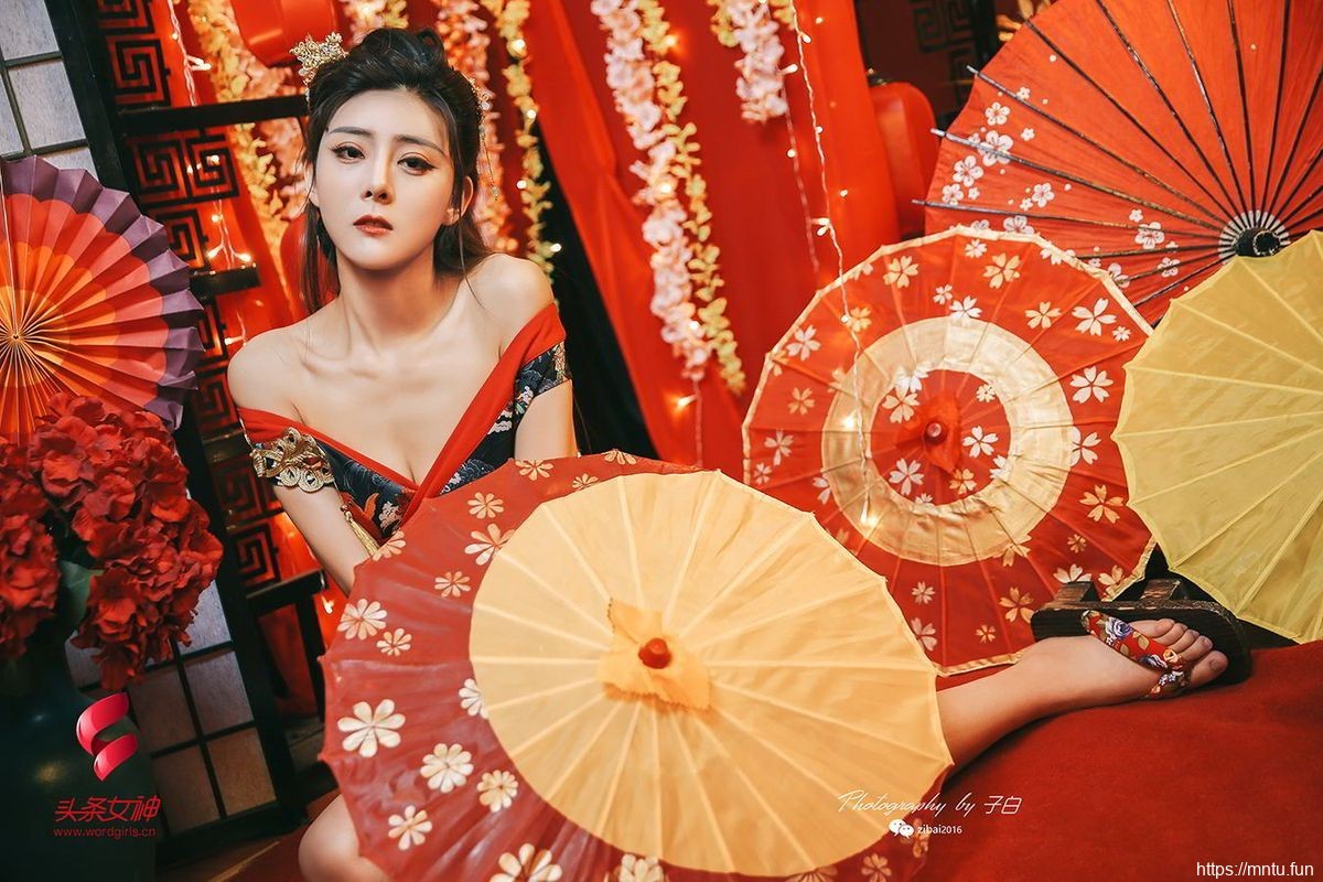 头条女神美女模女装cosplay特莫小希和服装扮修长美腿COS花魁写真