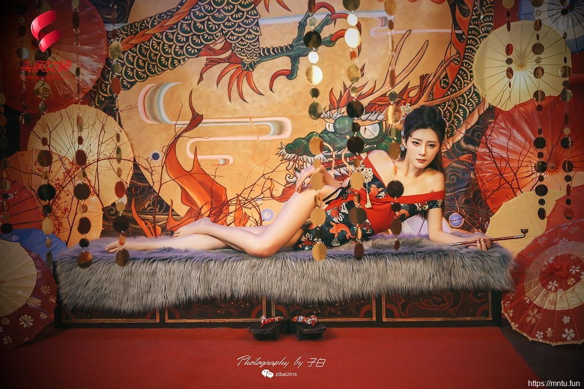 头条女神美女模女装cosplay特莫小希和服装扮修长美腿COS花魁写真