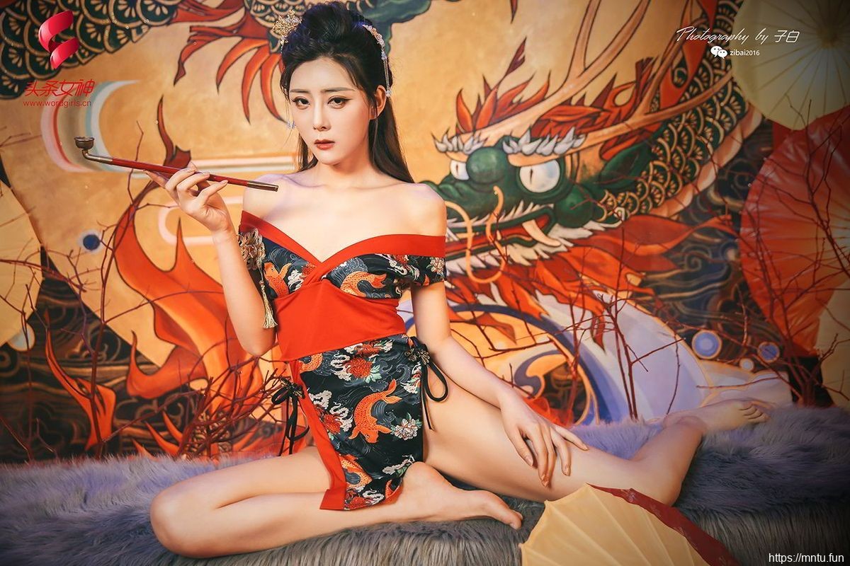 头条女神美女模女装cosplay特莫小希和服装扮修长美腿COS花魁写真