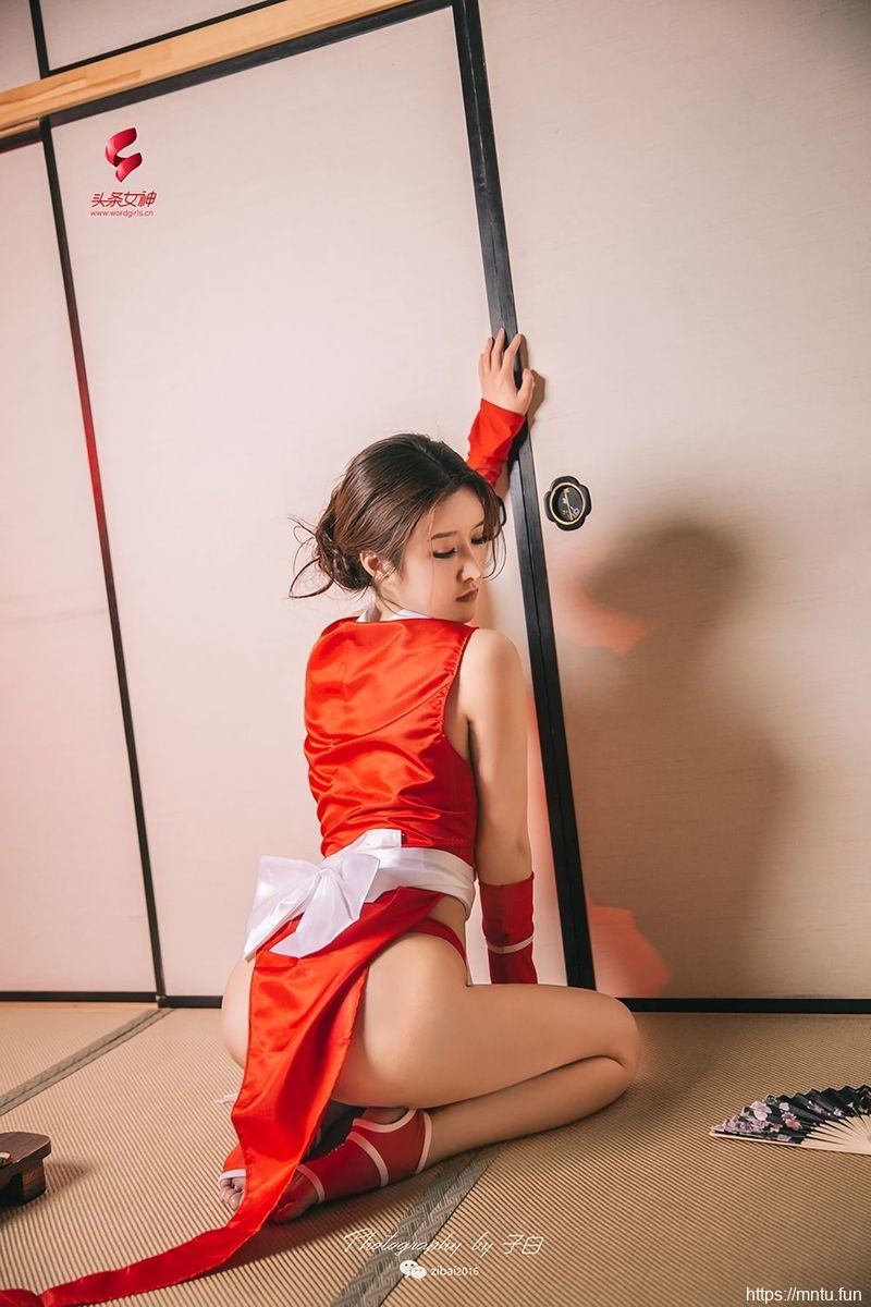 头条女神模特Jennanni_Jenvrcosplayx爆乳翘臀COSPLAY不知火舞美图