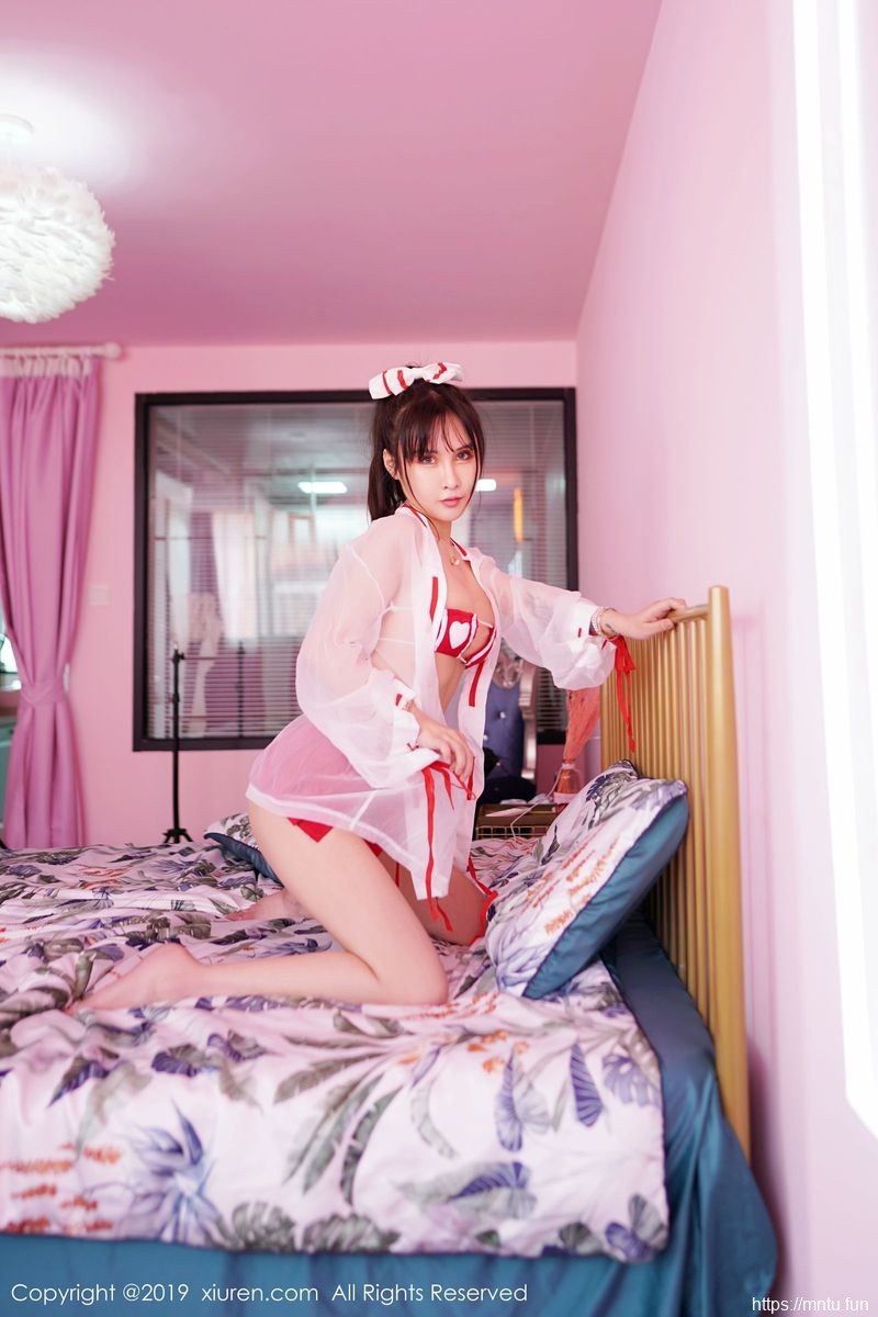 秀人网嫩模邱淑贝性感无下限cosplay不知火舞与魅惑网袜系列首套写真