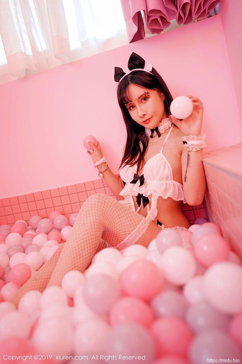 秀人网嫩模邱淑贝性感无下限cosplay不知火舞与魅惑网袜系列首套写真