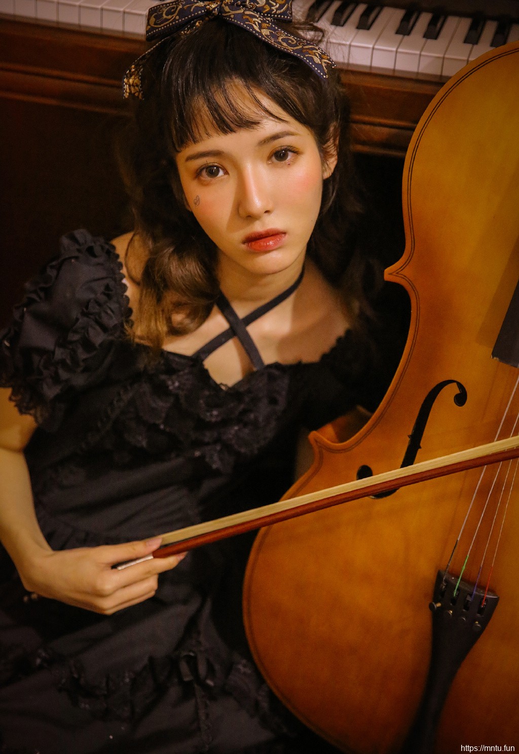 万圣节美女暗黑小精灵美女cos性感写真