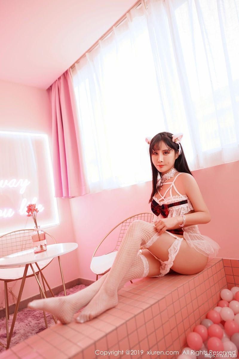 秀人网嫩模邱淑贝性感无下限cosplay不知火舞与魅惑网袜系列首套写真