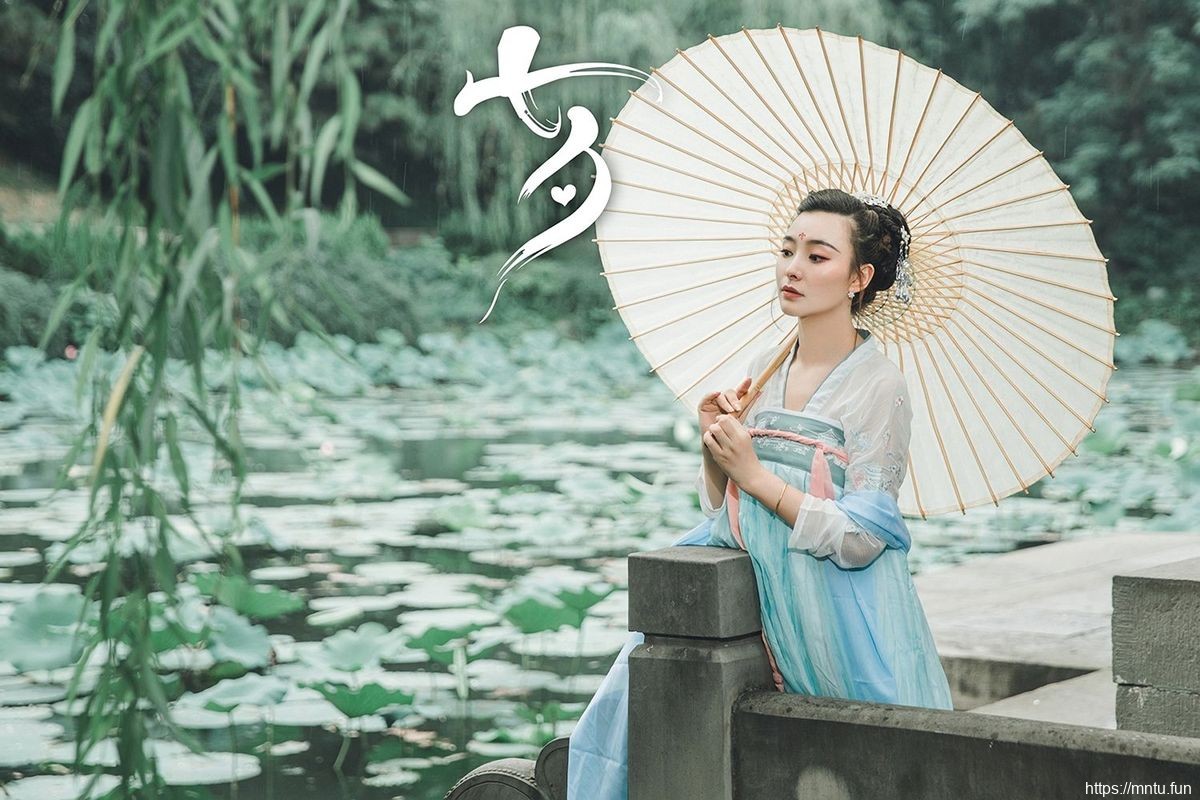 头条女神美cosplay的图片女模特Miss玄子化身白蛇传白素贞&amp;青小婉装扮美图