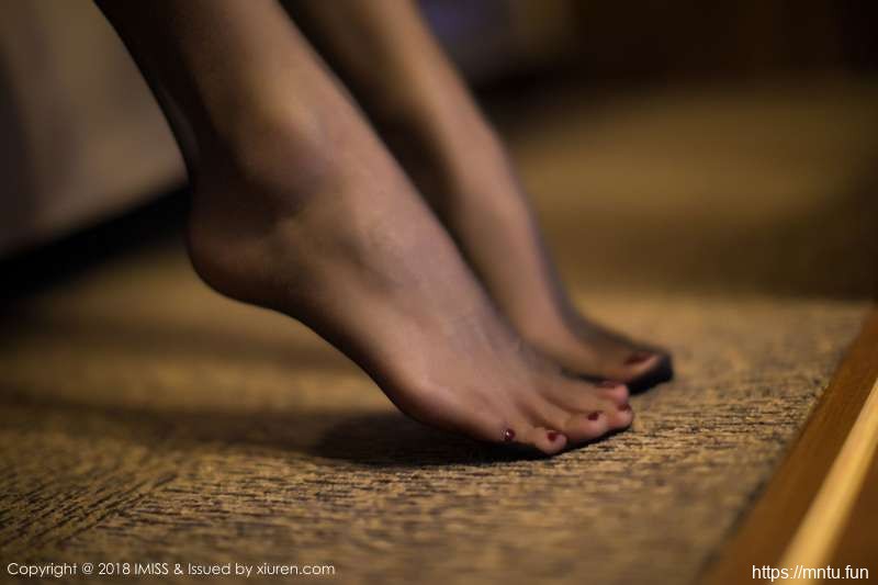 许愿Sabrina@北海道旅拍黑丝美腿