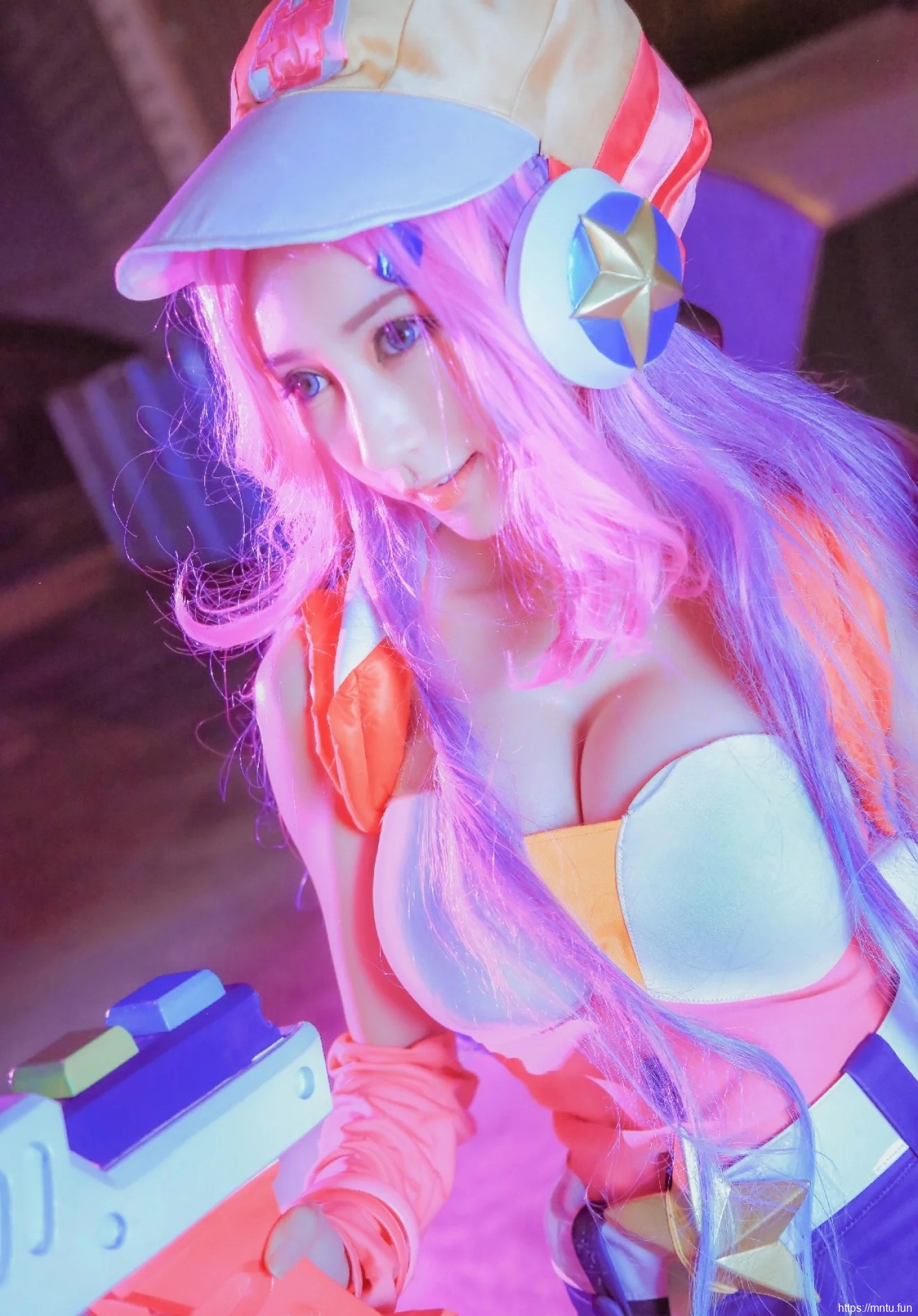 LOL性感诱惑女枪cosplay图片