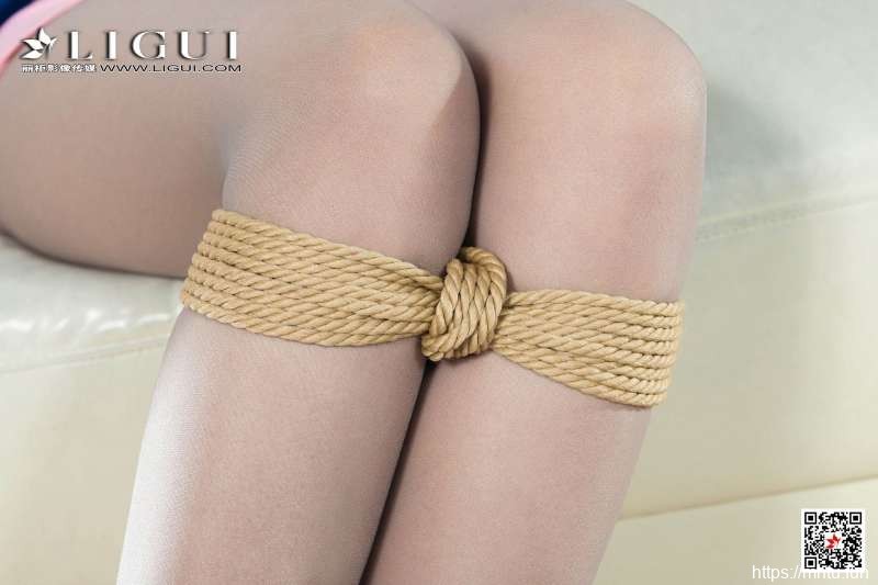 丽人@腿模钟晴灰丝美护士