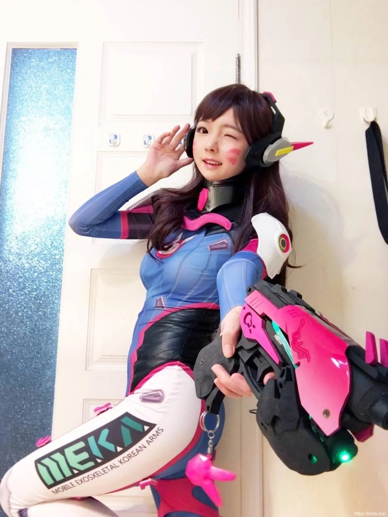 守望先锋性感迷人DVAcosplay图片