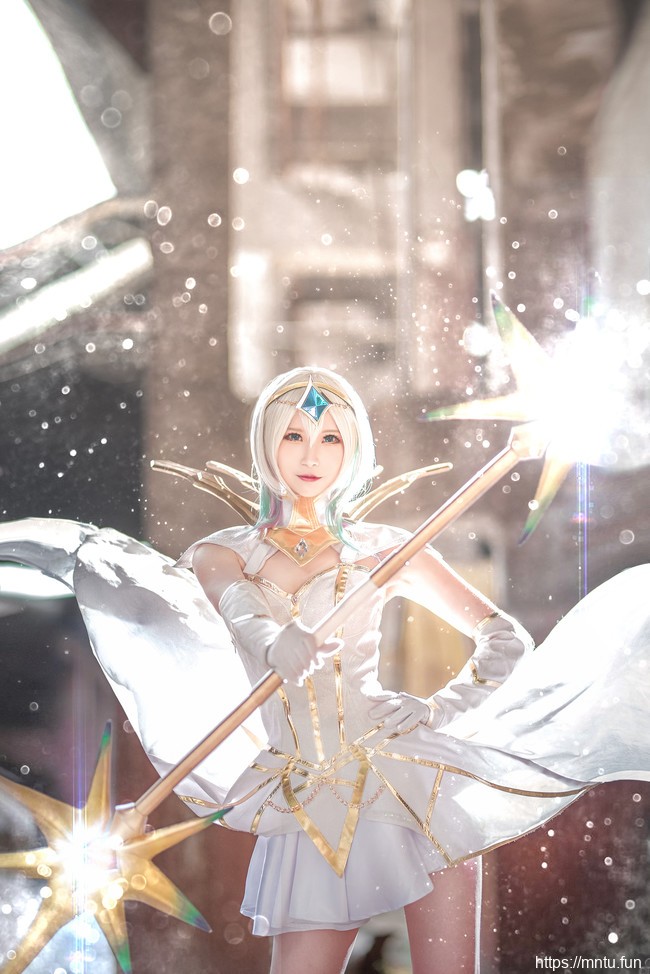 英雄联盟性感惹火拉克丝cosplay图片