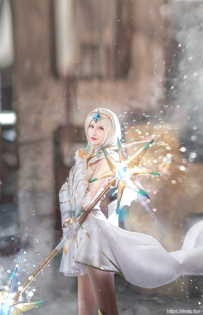 英雄联盟性感惹火拉克丝cosplay图片