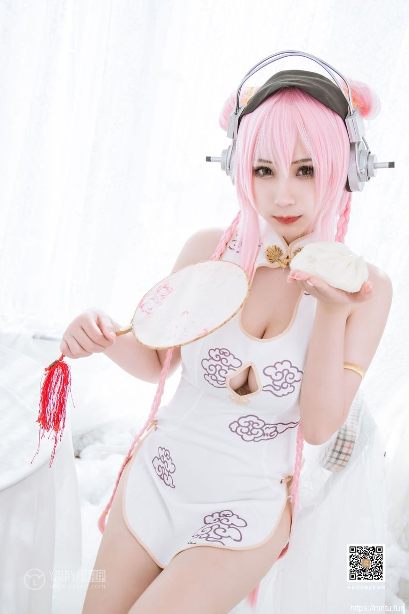 YALAYI雅拉伊性cosplay工口感美少女清凉装扮COSPLAY超级索尼子写真